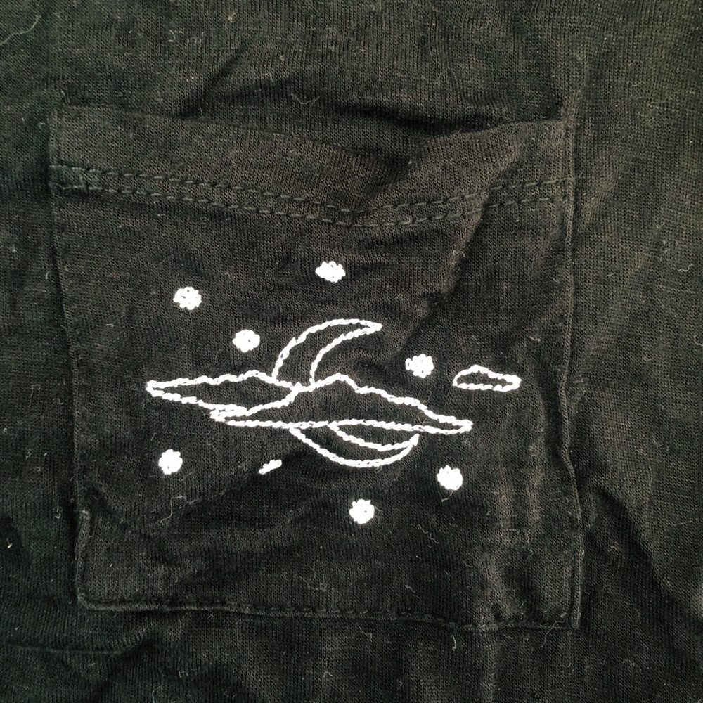 Black LA Hearts/ Pacsun embroidered moon crop top